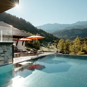 Graseck - Mountain Hideaway&health Care Hotel