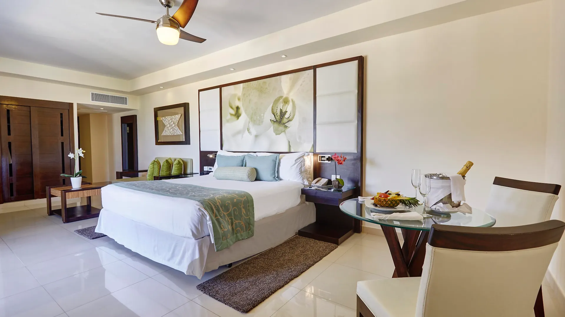 Royalton Punta Cana, An Autograph Collection All-Inclusive Resort & Casino Bávaro